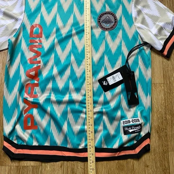 Black Pyramid 2018-2019 Los Angeles jersey - Picture 4 of 7